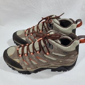 Womens Moab Mid Waterproof Hiking Shoes Size: 9 Color: Bungee Cord